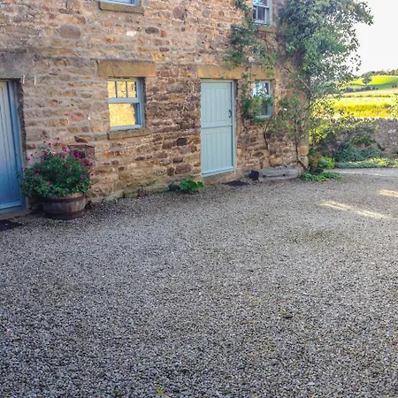 Mill Farm House, Richmond